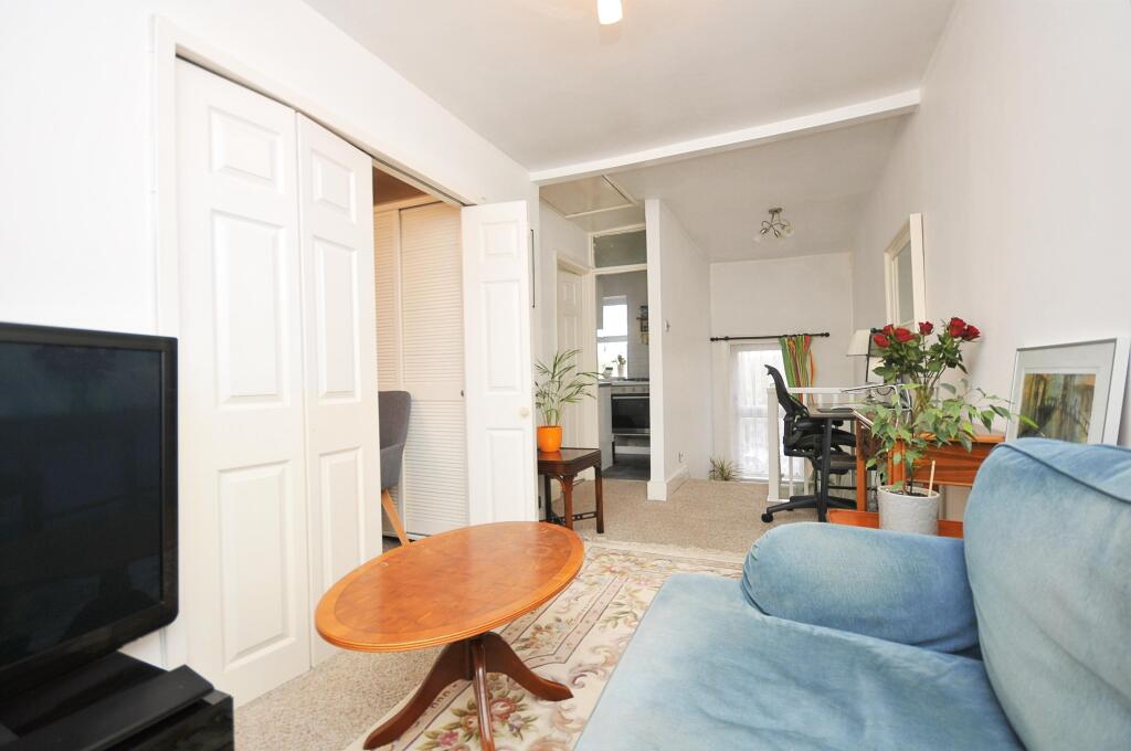 Main image of property: Croydon Road, SE20