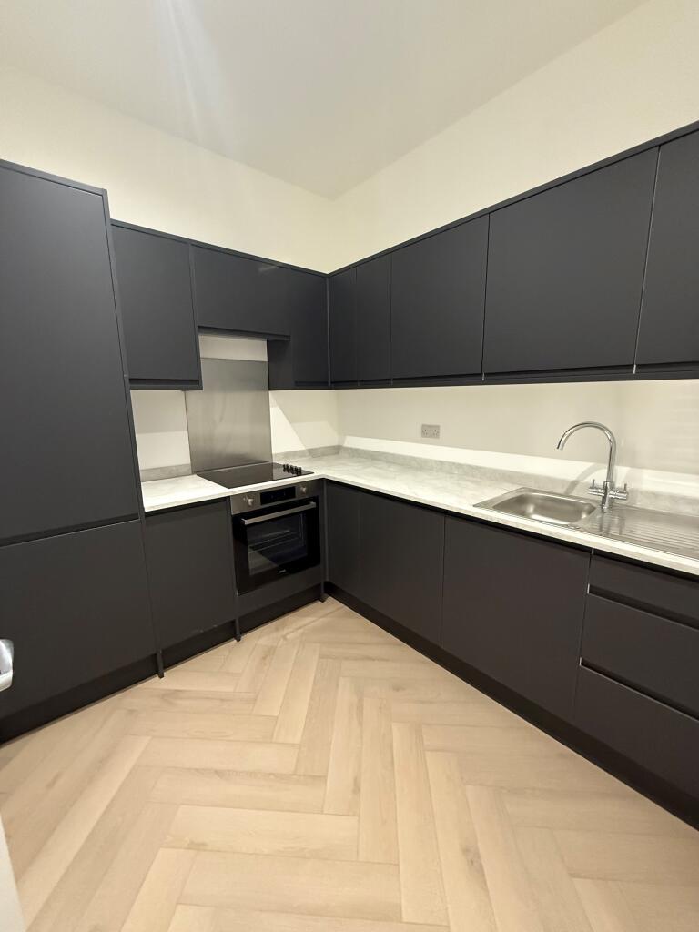 Main image of property: High Street, Croydon CR0