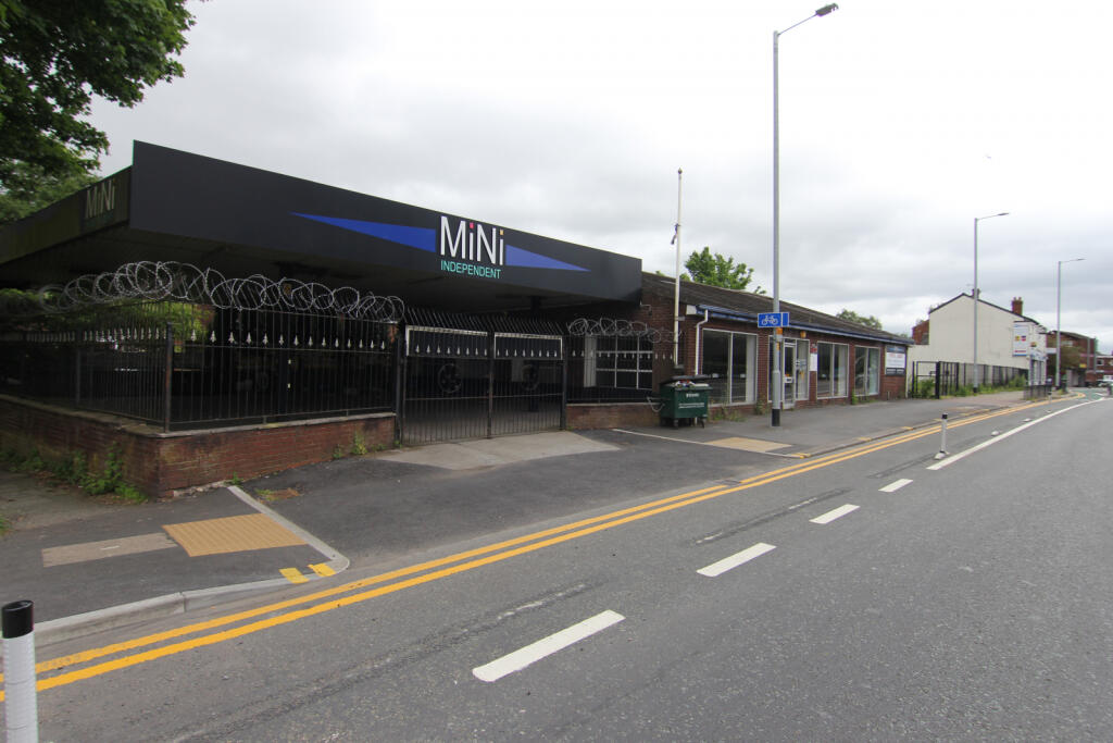 Main image of property: Guide Lane, Audenshaw, Manchester, M34 5BY