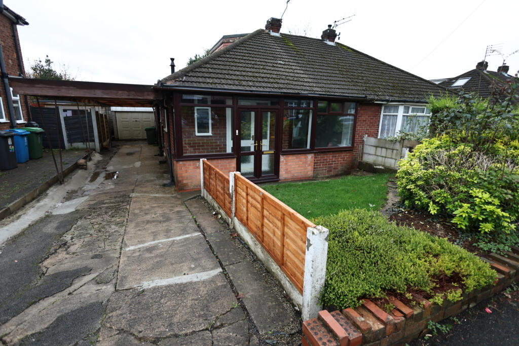 Main image of property: Cosgrove Crescent, Failsworth, M35 0JX