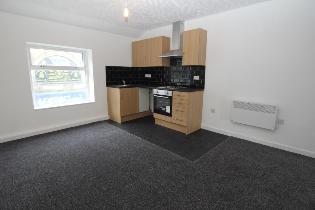 Main image of property: Oldham, OL1