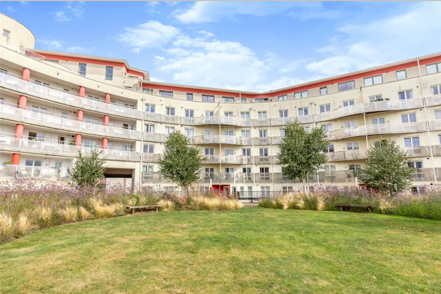 Main image of property: The Crescent, Hannover Quay, BS1