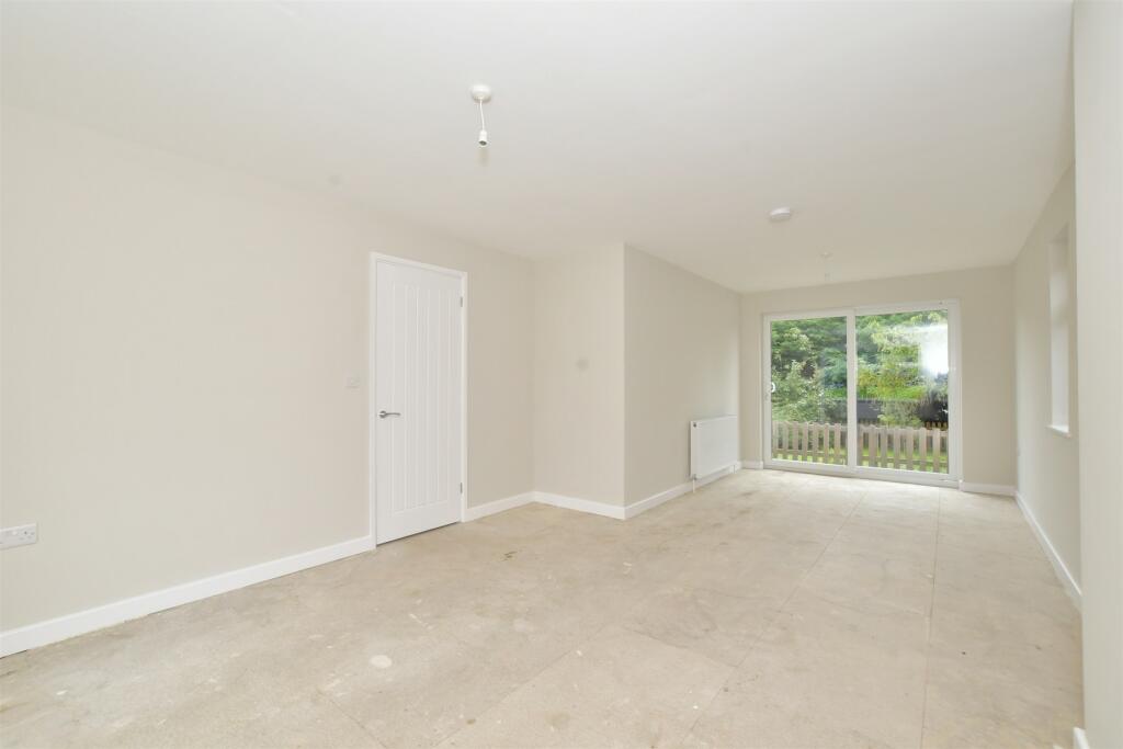 3 bedroom detached bungalow for sale in Bannock Road, Whitwell, Isle of