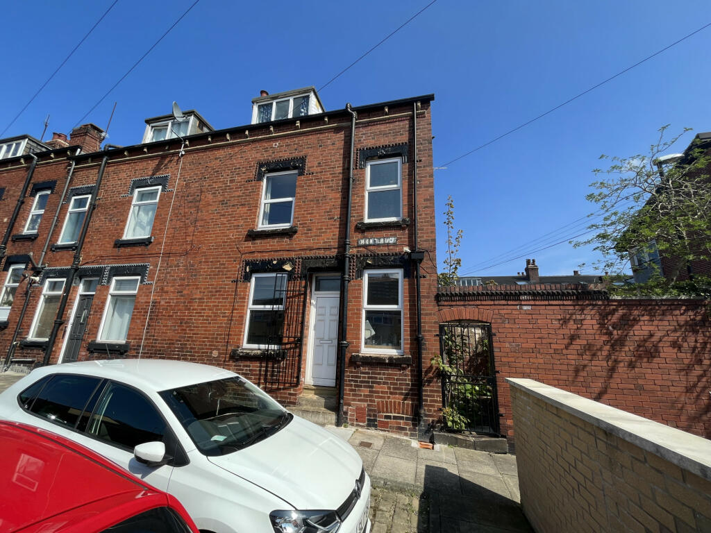 3 bedroom terraced house for rent in Union Terrace, Leeds, West Yorkshire, LS7