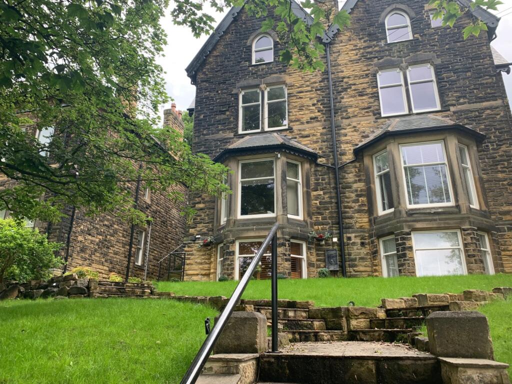 Main image of property: 14 Hollin Lane, Leeds, West Yorkshire, LS16