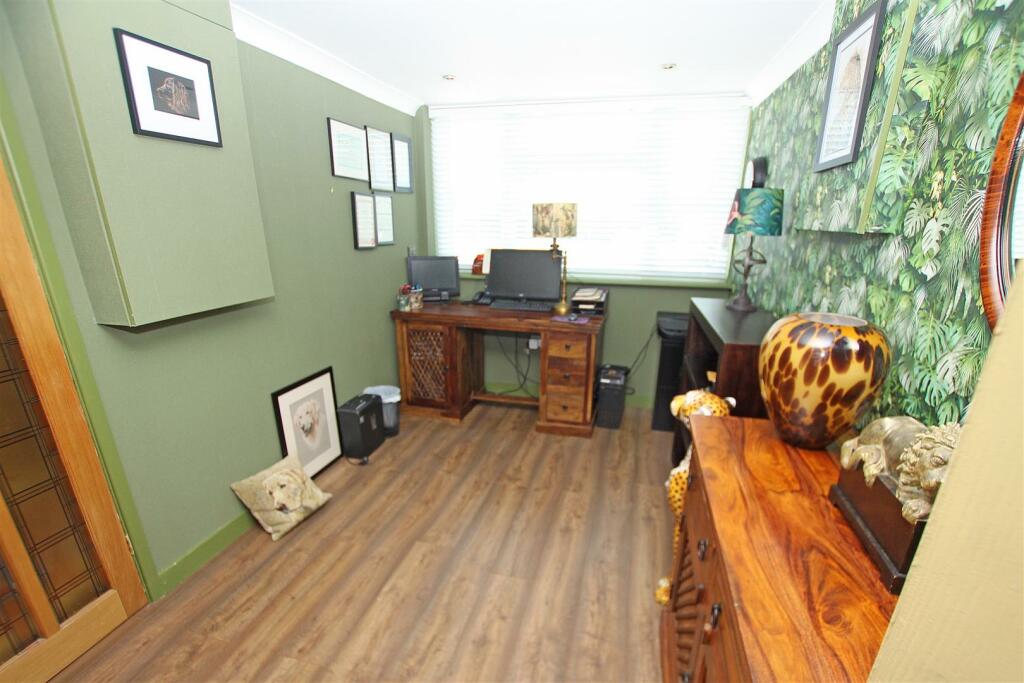 Additional property image - Muscliffe Lane, Bournemouth