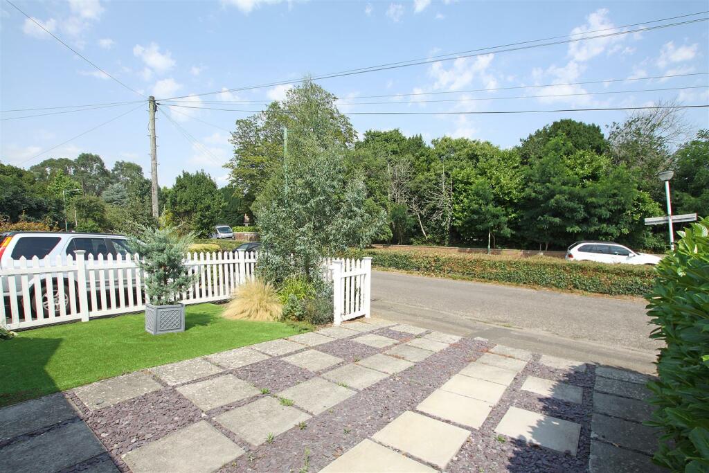 Additional property image - Muscliffe Lane, Bournemouth
