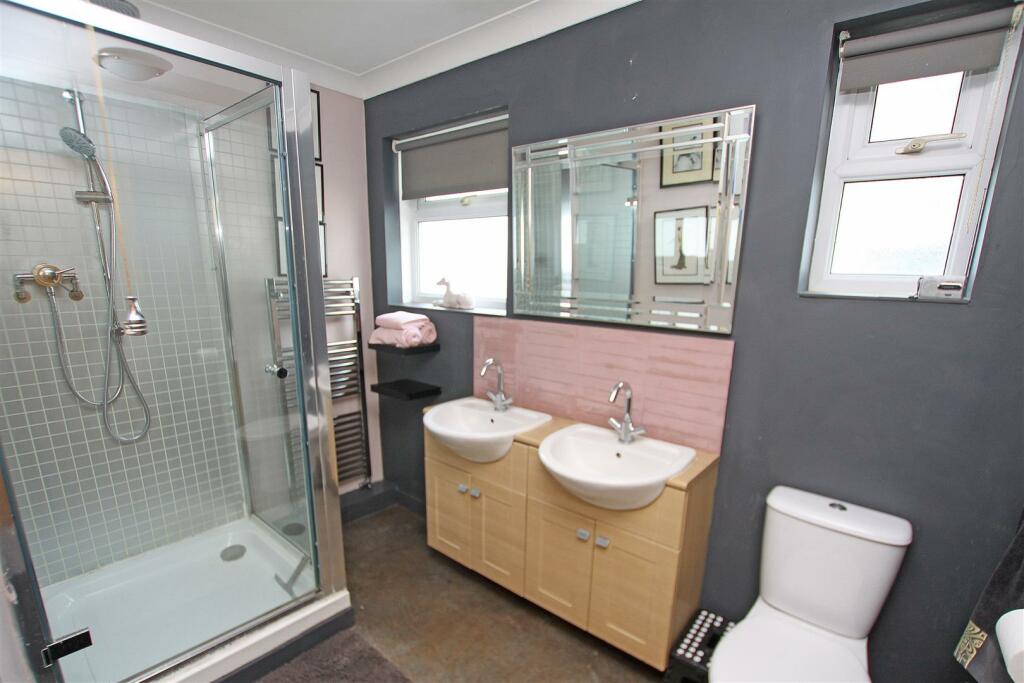 Additional property image - Muscliffe Lane, Bournemouth