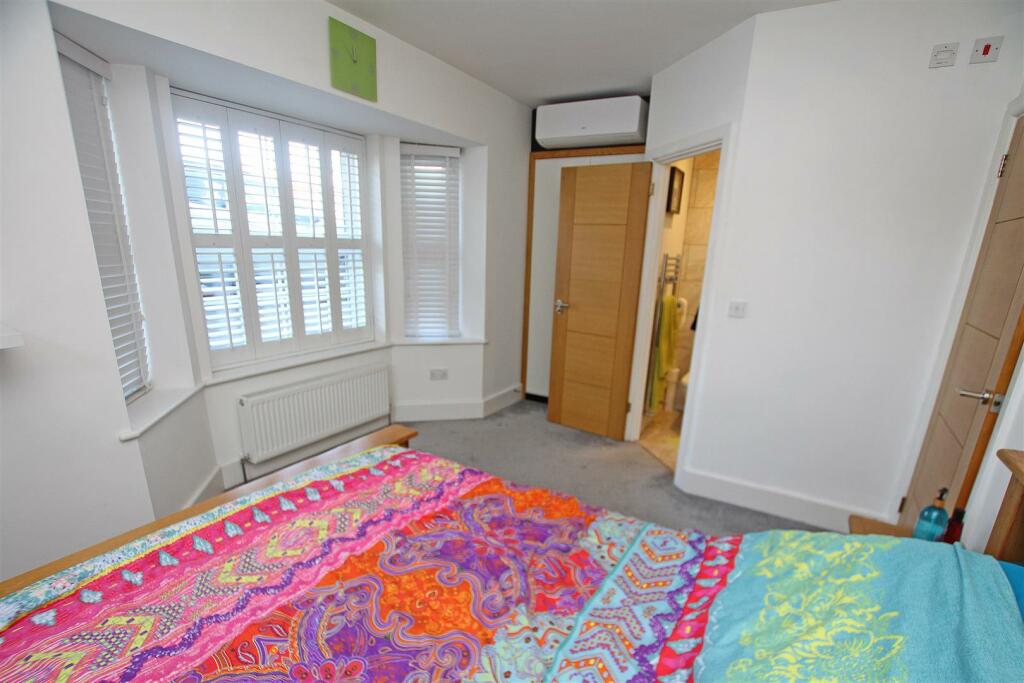 Additional property image - Pine Vale Crescent, Bournemouth
