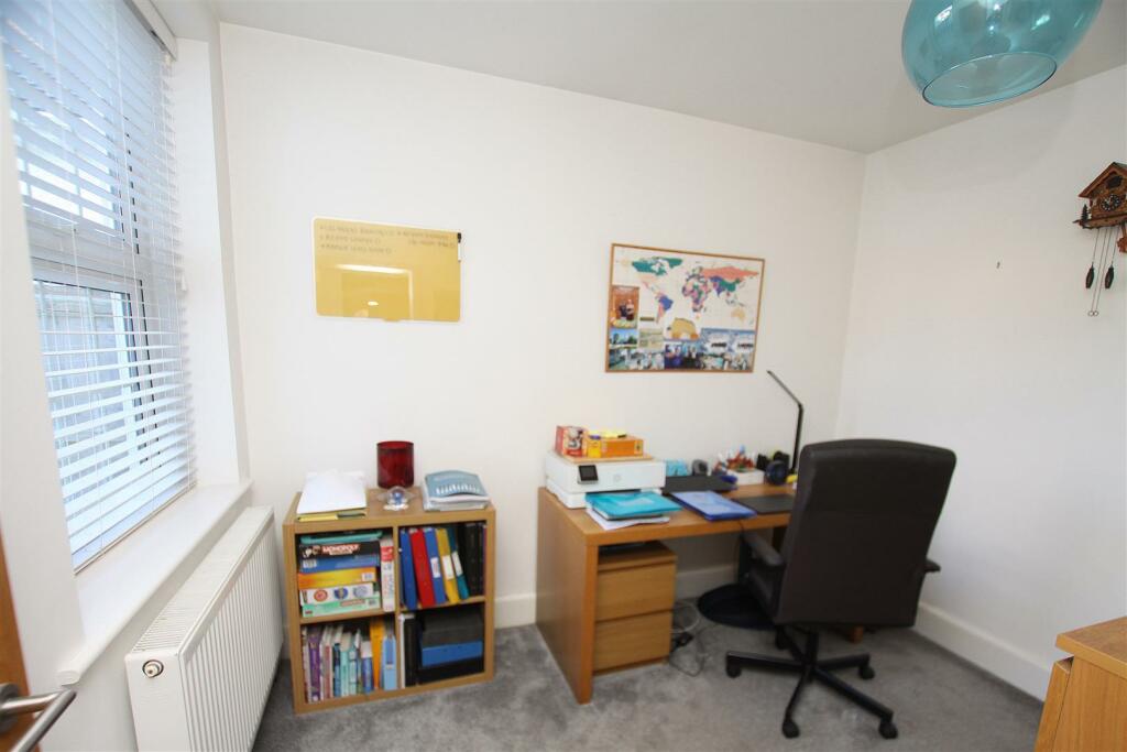 Additional property image - Pine Vale Crescent, Bournemouth