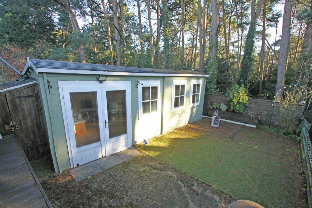 Additional property image - Pine Vale Crescent, Bournemouth