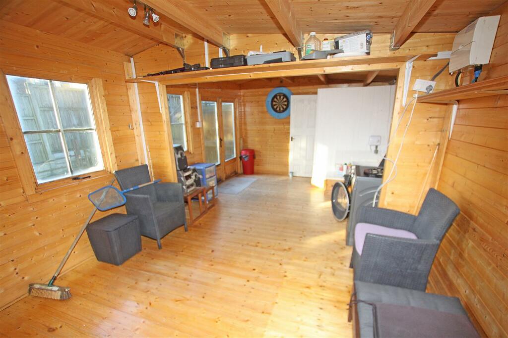 Additional property image - Pine Vale Crescent, Bournemouth
