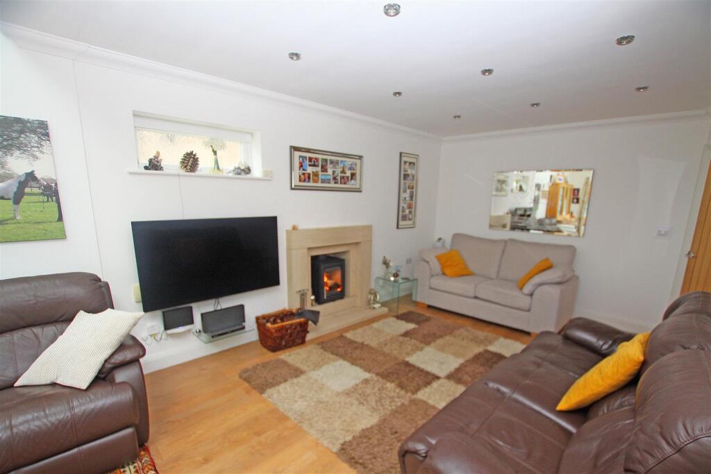 Additional property image - Cheddington Road, Bournemouth