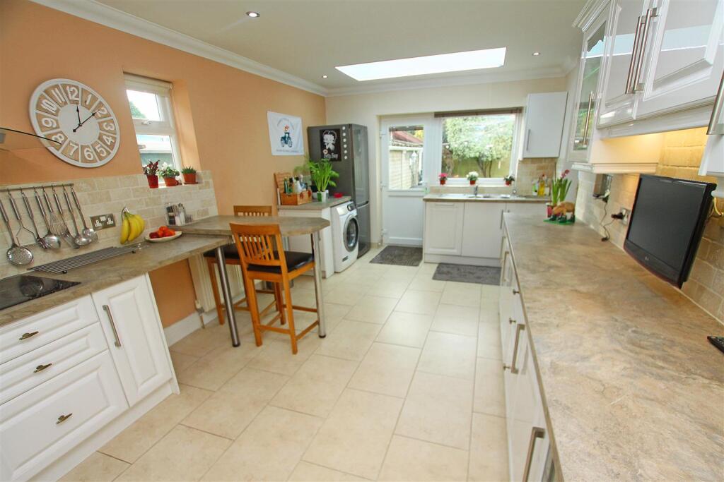 Additional property image - Cheddington Road, Bournemouth