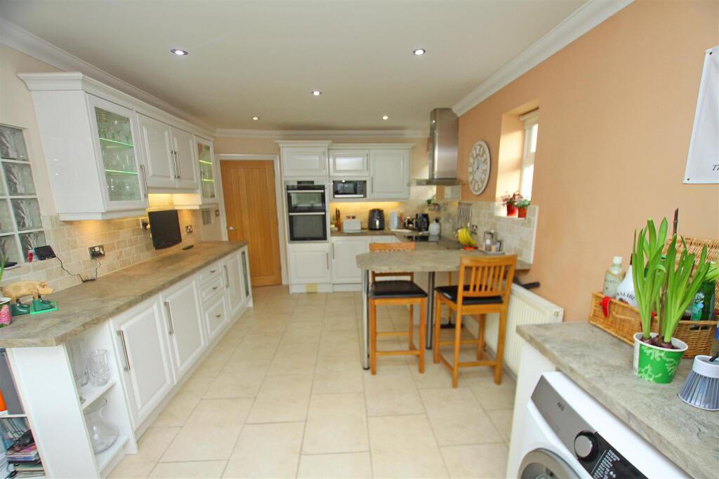 Additional property image - Cheddington Road, Bournemouth
