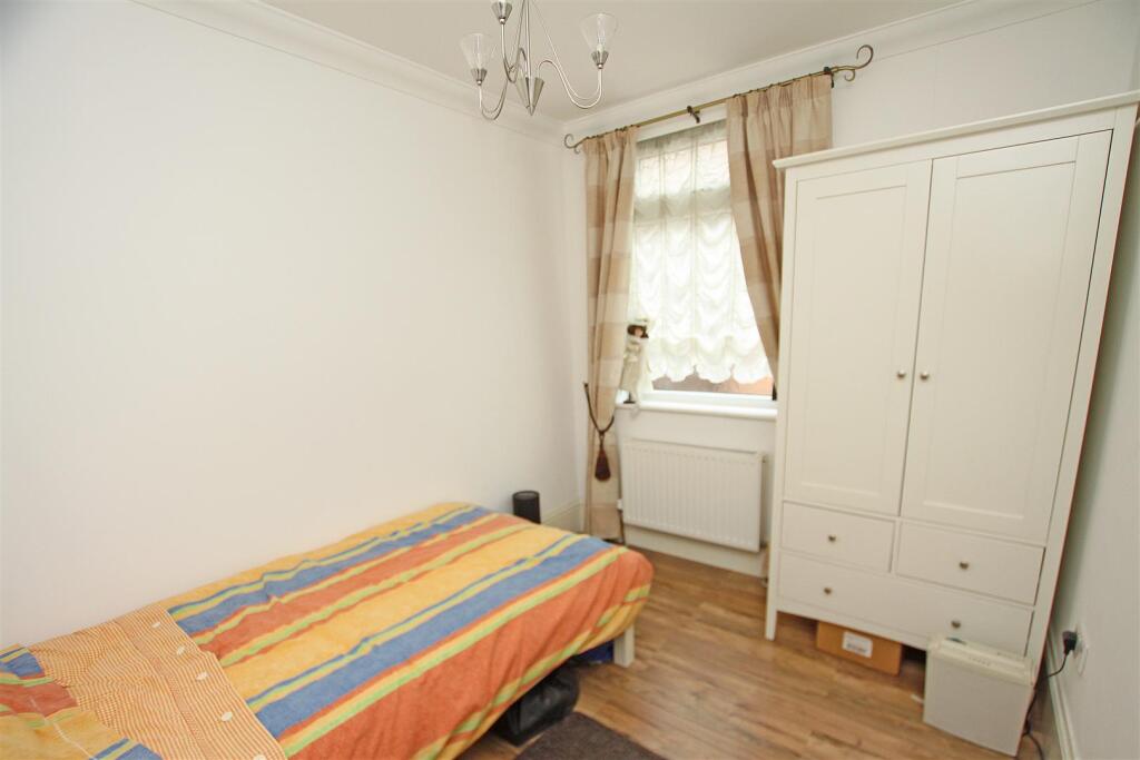 Additional property image - Cheddington Road, Bournemouth