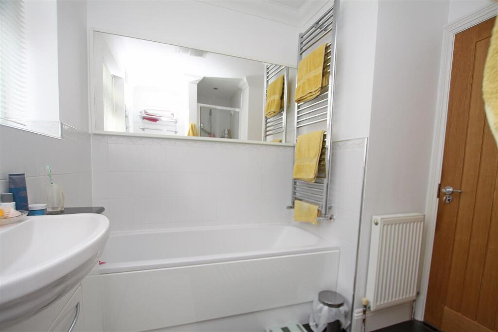 Additional property image - Cheddington Road, Bournemouth
