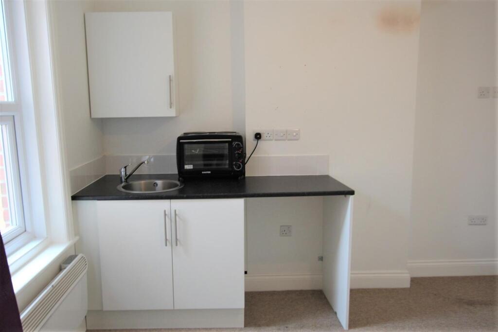 Additional property image - Elmes Road, Bournemouth