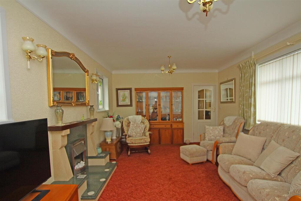 Additional property image - Braemar Avenue, Bournemouth