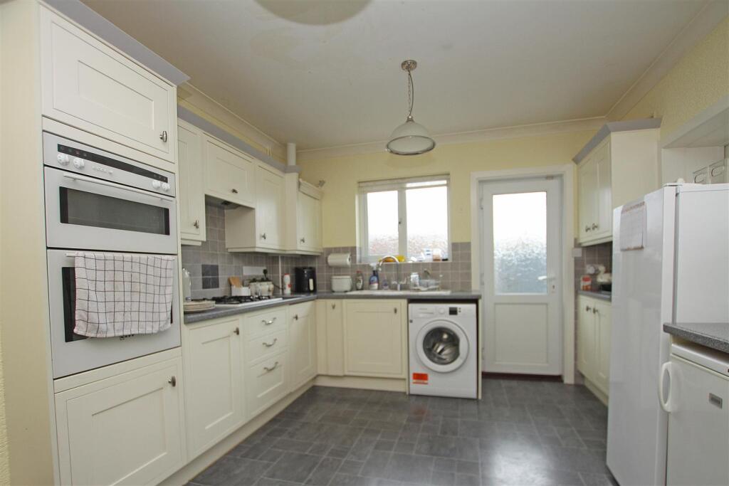 Additional property image - Braemar Avenue, Bournemouth