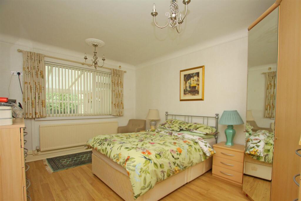 Additional property image - Braemar Avenue, Bournemouth