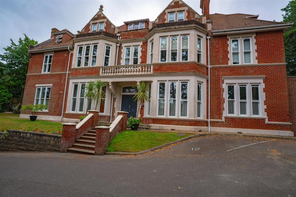 Main image of property: Knyveton Road, Bournemouth