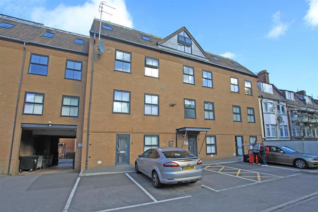 Main image of property: Norwich Avenue West, Bournemouth