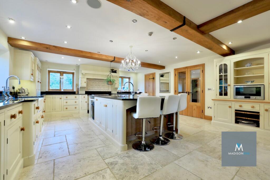 Additional property image - Harmer Green Lane, Welwyn, Hertfordshire, AL6