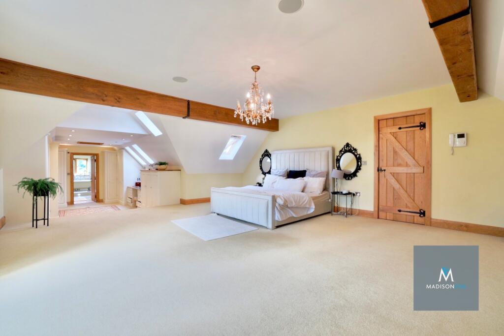 Additional property image - Harmer Green Lane, Welwyn, Hertfordshire, AL6