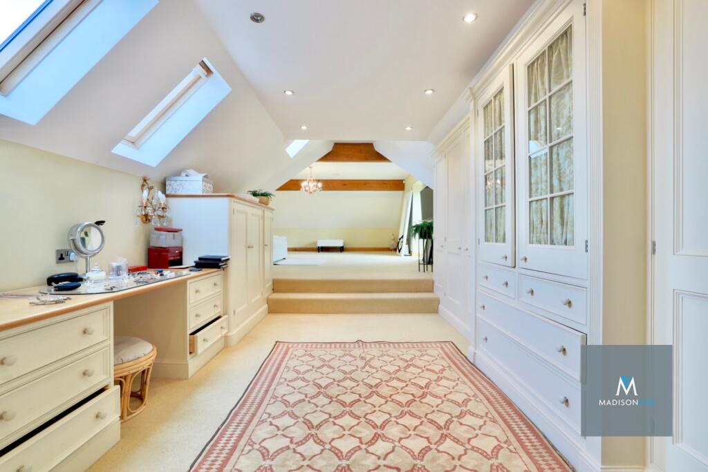 Additional property image - Harmer Green Lane, Welwyn, Hertfordshire, AL6