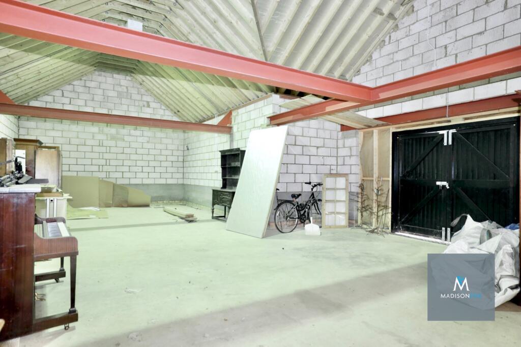 Additional property image - Harmer Green Lane, Welwyn, Hertfordshire, AL6