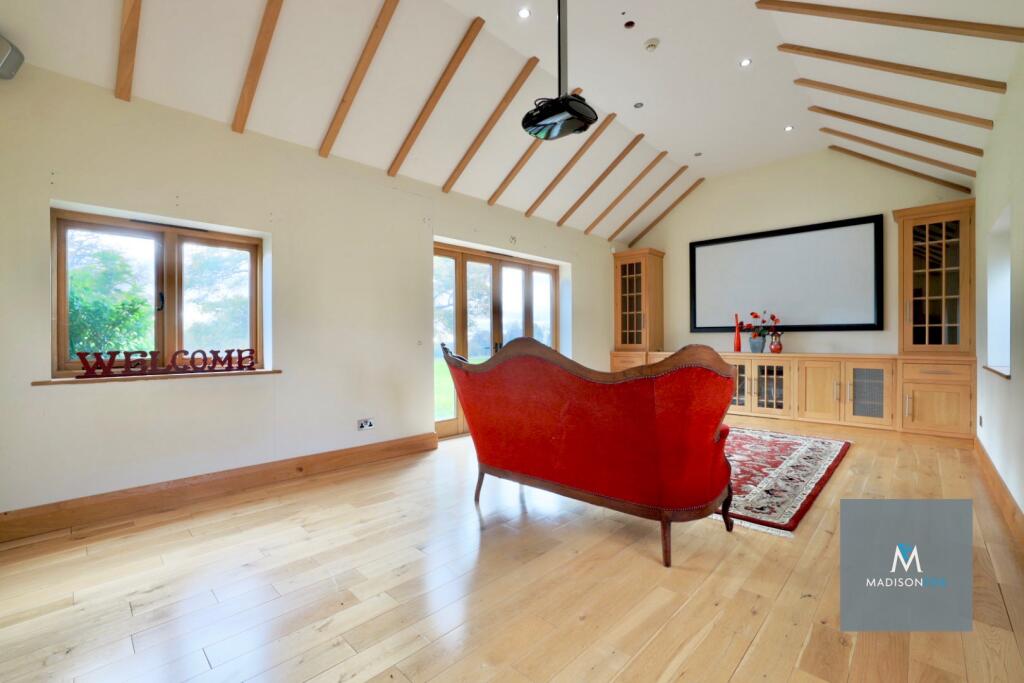 Additional property image - Harmer Green Lane, Welwyn, Hertfordshire, AL6