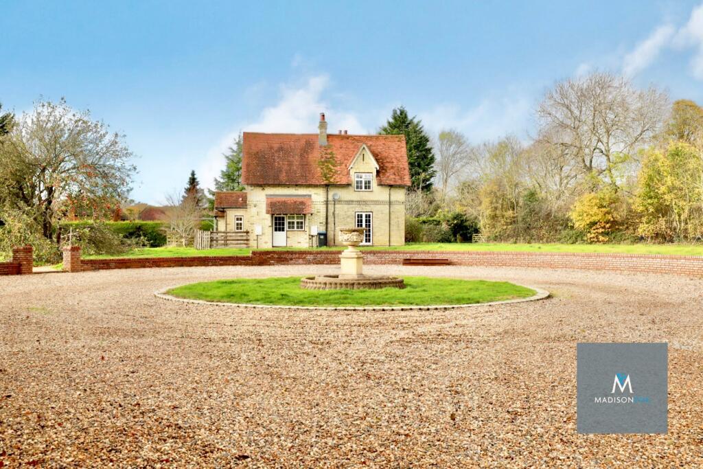Additional property image - Harmer Green Lane, Welwyn, Hertfordshire, AL6