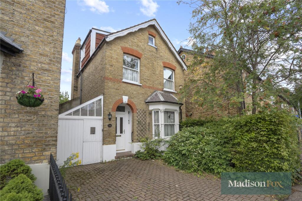 Main image of property: Forest Road, Loughton, Essex, IG10