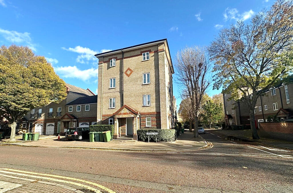 Main image of property: Valiant Way, London, E6