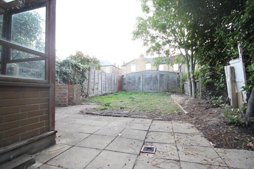 House Share to rent on Minard Road, Catford, SE6