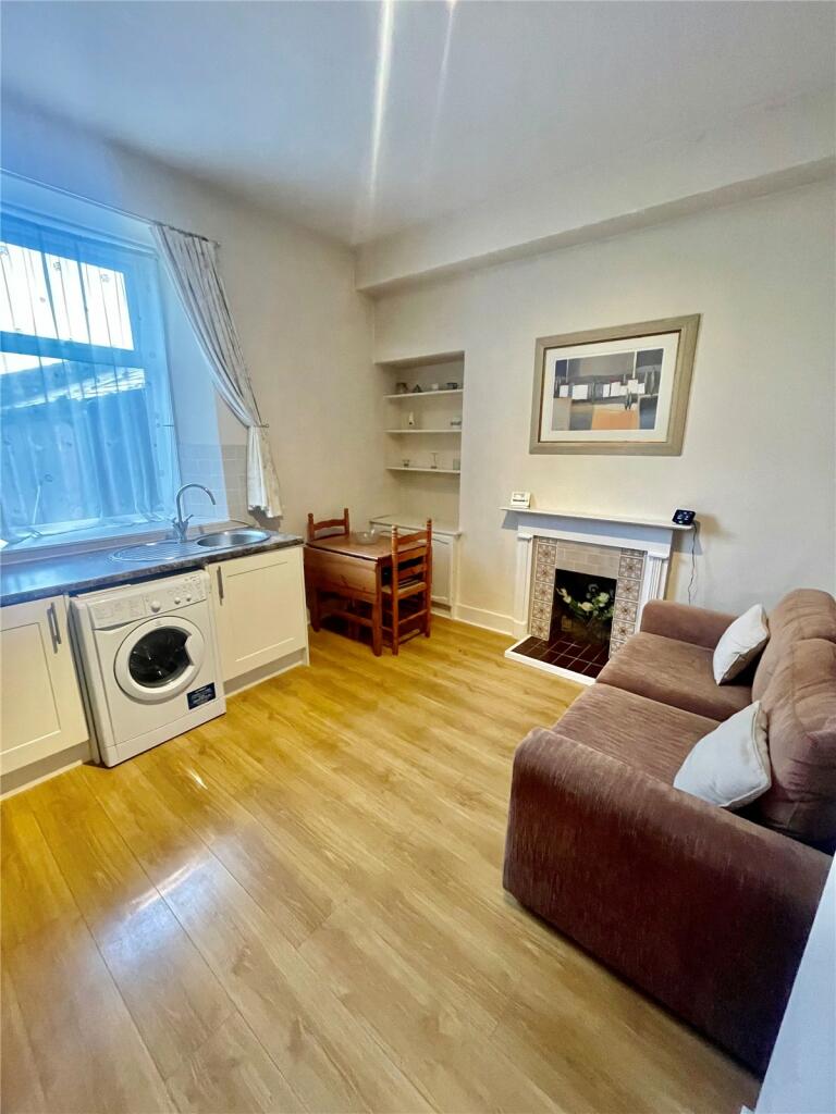 Additional property image - Wallfield Crescent, Rosemount, Aberdeen, AB25