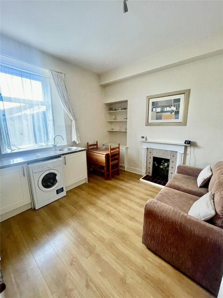 Additional property image - Wallfield Crescent, Rosemount, Aberdeen, AB25