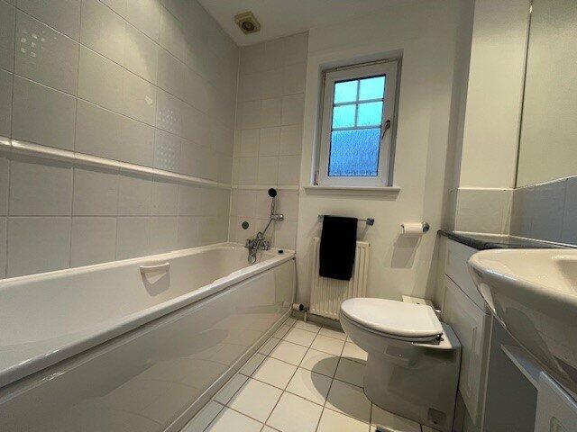 Additional property image - Broadstraik Grove, Elrick, AB32
