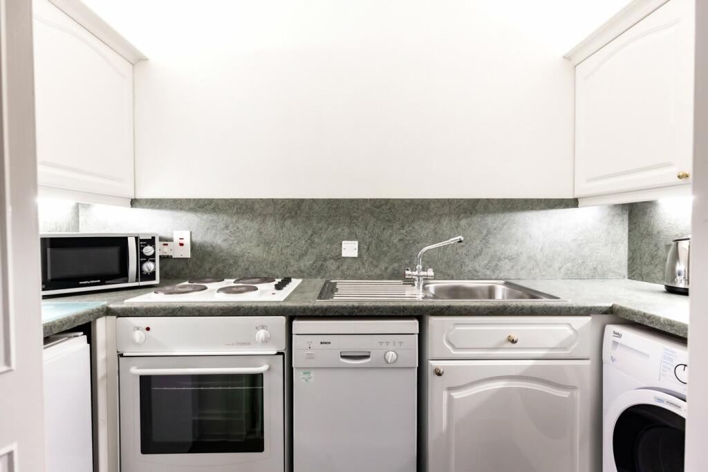 Additional property image - Whitehall Place, Aberdeen, AB25