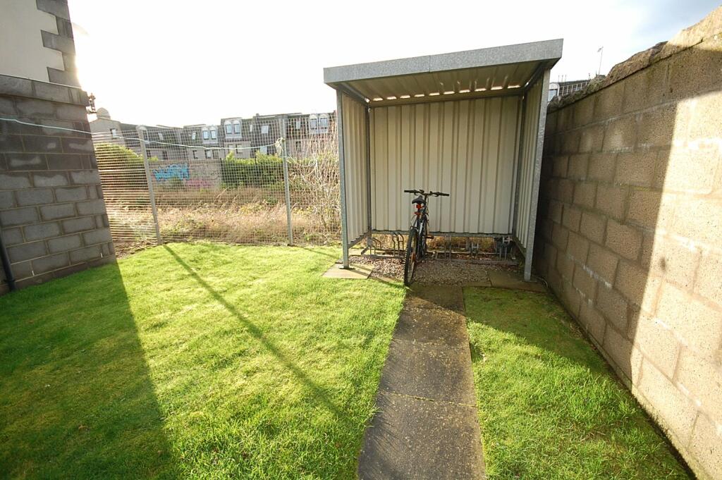 Additional property image - Elmbank Terrace, Aberdeen, AB24