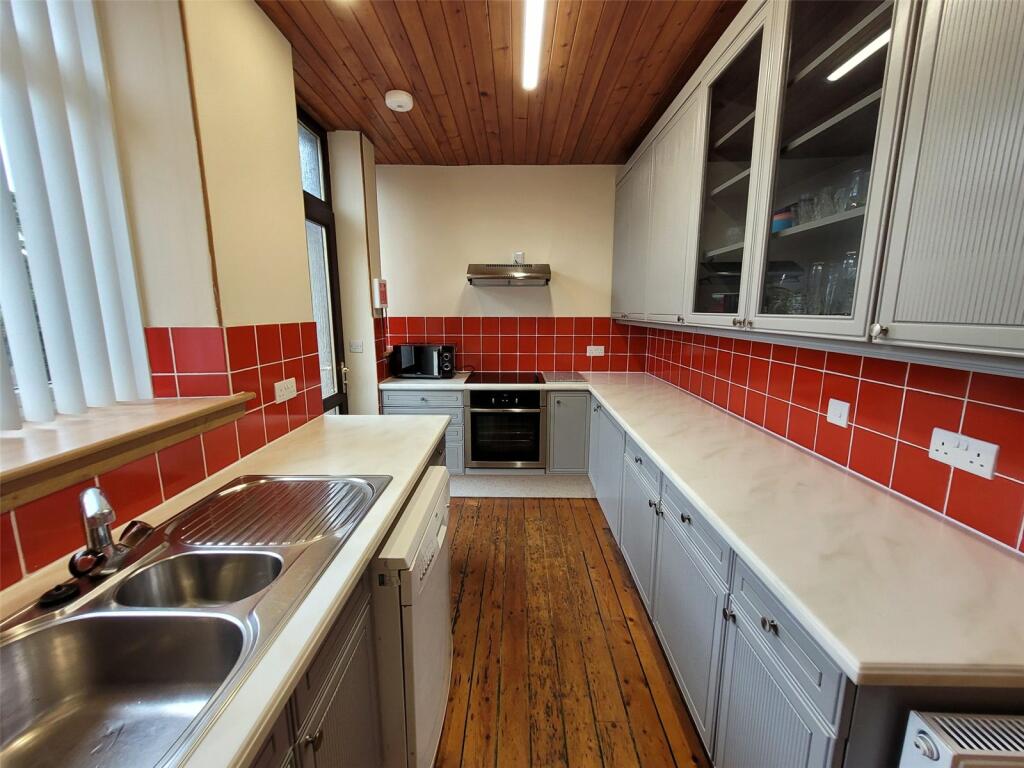 Additional property image - Great Northern Road, Aberdeen, AB24