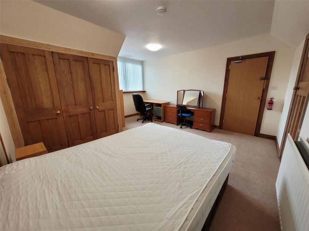 Additional property image - Great Northern Road, Aberdeen, AB24