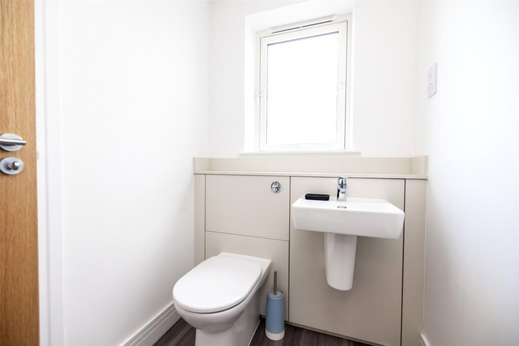 Additional property image - May Baird Gardens, Aberdeen, AB25