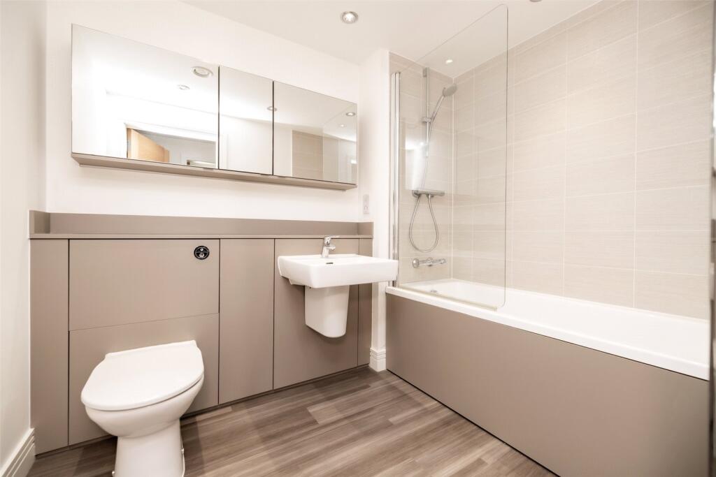 Additional property image - May Baird Gardens, Aberdeen, AB25