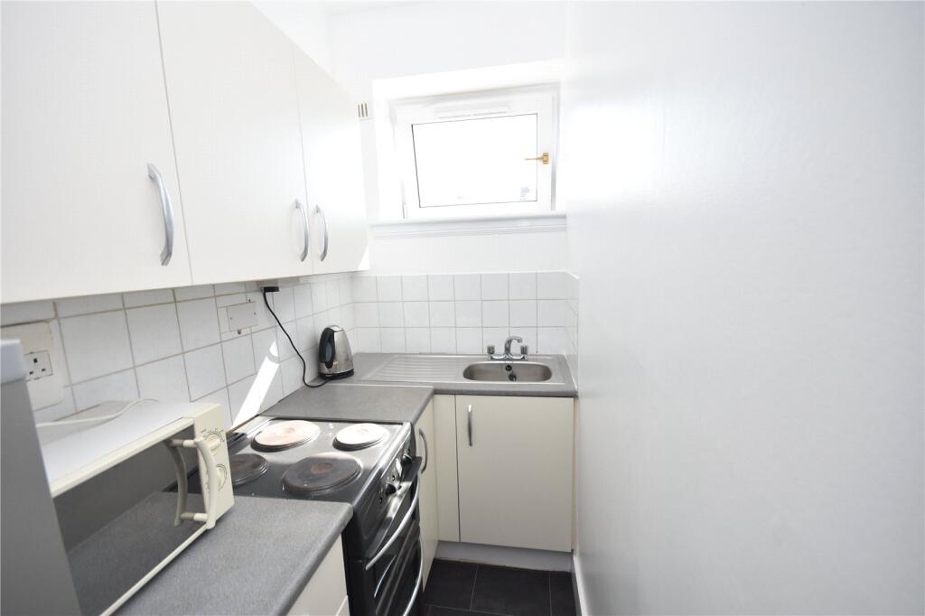 Additional property image - Walker Road, Top Floor Left, Torry, Aberdeen, AB11