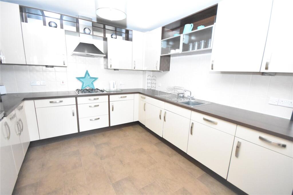 Additional property image - Midstocket View, Aberdeen, AB15