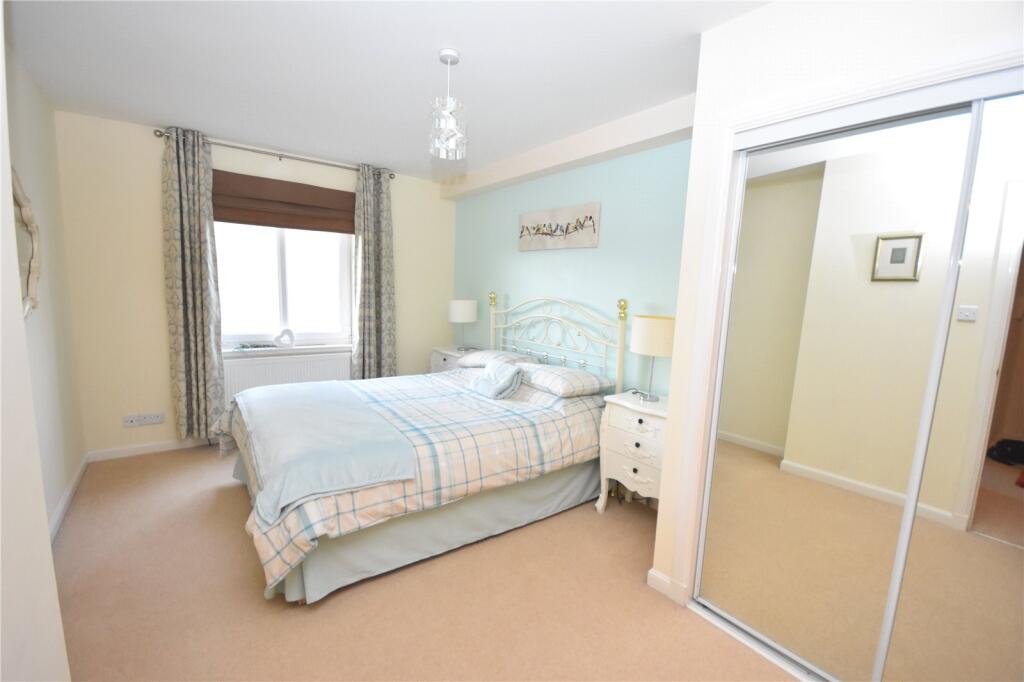 Additional property image - Midstocket View, Aberdeen, AB15