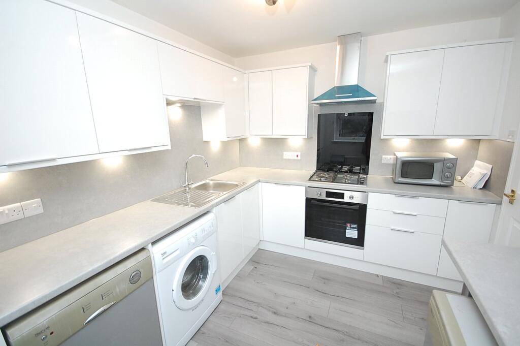 Main image of property: Albury Mansions, City Centre, Aberdeen, AB11