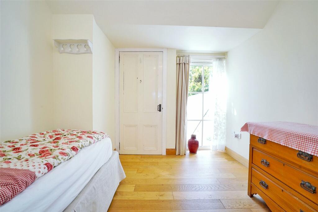 Additional property image - Park Road, Cults, Aberdeen, AB15